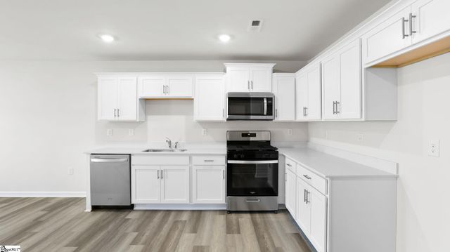 121 Bobbin Road, Greenville, SC 29611