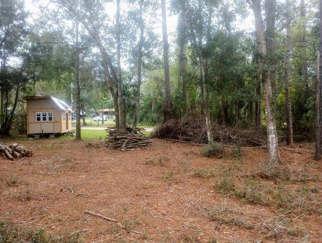 2890 Hilltop Rd, St Augustine, FL 32086