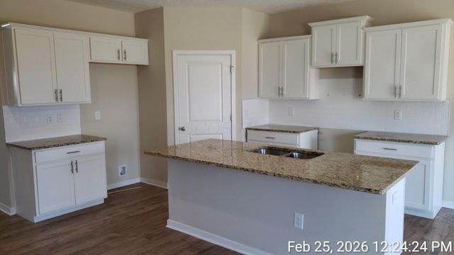 289 Arledge Drive, Commercial Point, OH 43116