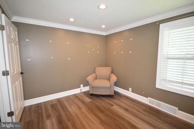 309 WHITE HORSE PIKE, Haddon Heights, NJ 08035
