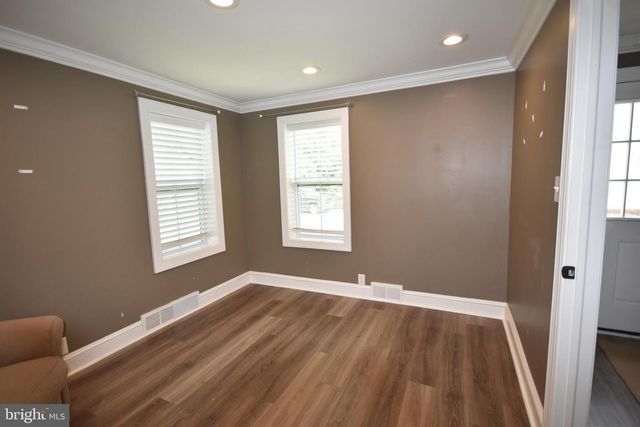 309 WHITE HORSE PIKE, Haddon Heights, NJ 08035
