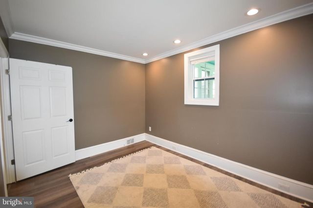 309 WHITE HORSE PIKE, Haddon Heights, NJ 08035