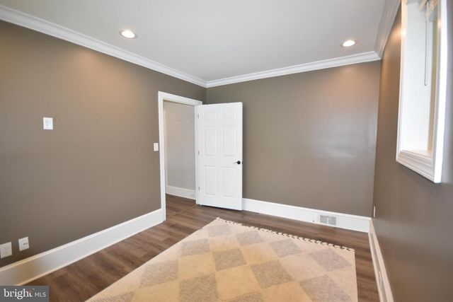 309 WHITE HORSE PIKE, Haddon Heights, NJ 08035