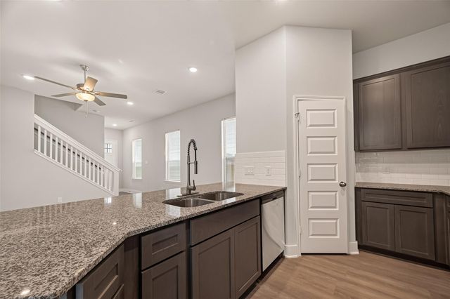 13412 Sun Cay Drive, Houston, TX 77047