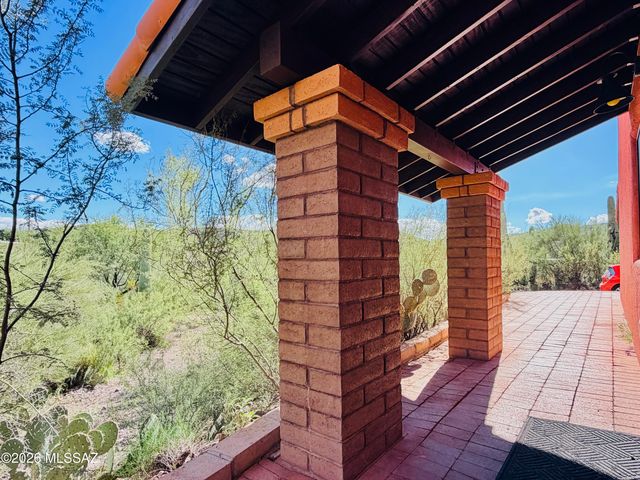 2801 Paradise Mountain Road, Tucson, AZ 85713