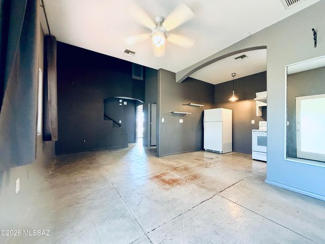 2801 Paradise Mountain Road, Tucson, AZ 85713