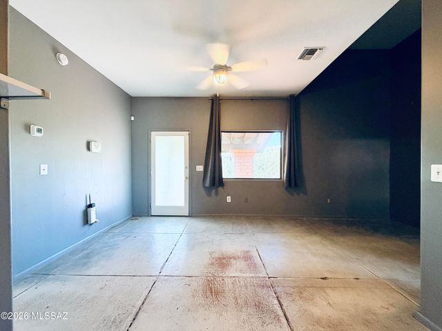 2801 Paradise Mountain Road, Tucson, AZ 85713