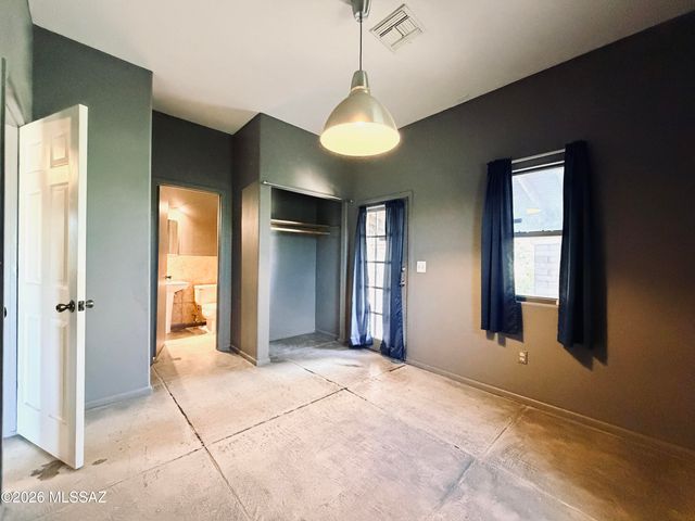 2801 Paradise Mountain Road, Tucson, AZ 85713