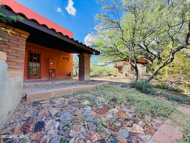 2801 Paradise Mountain Road, Tucson, AZ 85713