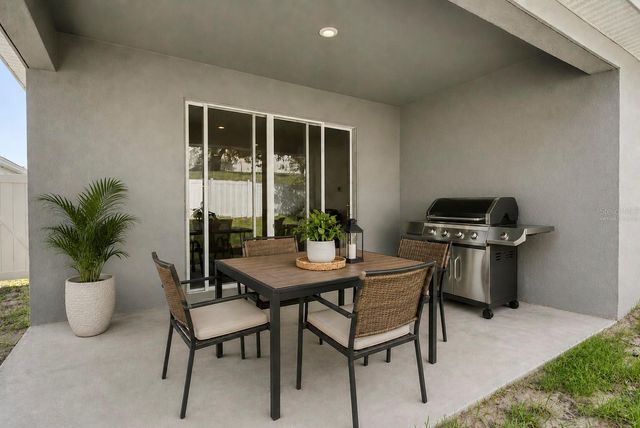 5040 BREEZY ACRES STREET, Winter Garden, FL 34787