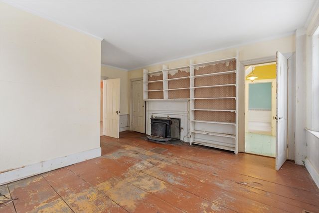 1 Whitney Rd, Shirley, MA 01464