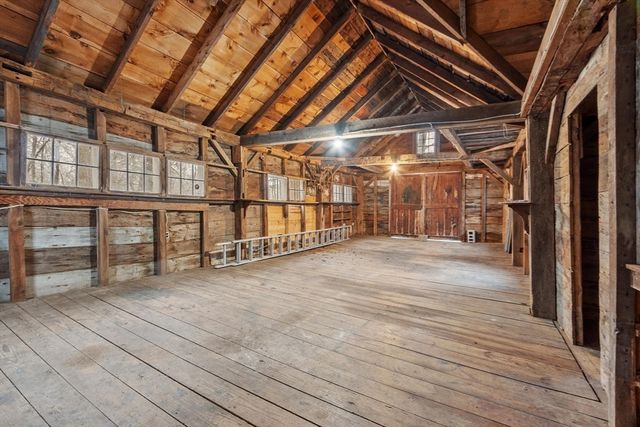 1 Whitney Rd, Shirley, MA 01464