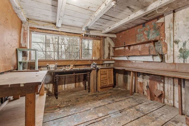 1 Whitney Rd, Shirley, MA 01464