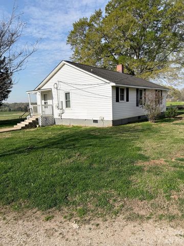 2114 Shelby Highway, Blacksburg, SC 29702