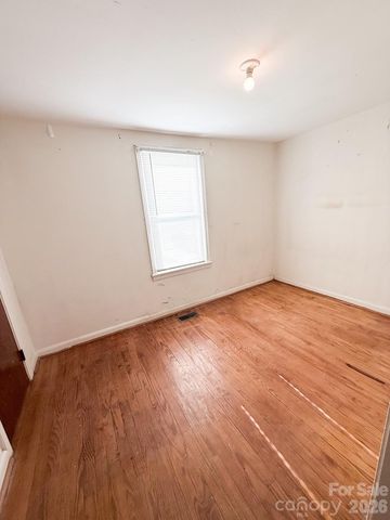 2114 Shelby Highway, Blacksburg, SC 29702