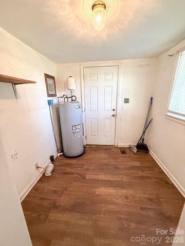 2114 Shelby Highway, Blacksburg, SC 29702