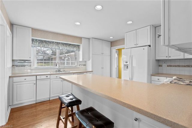 4907 Montevista Drive, Greensboro, NC 27407