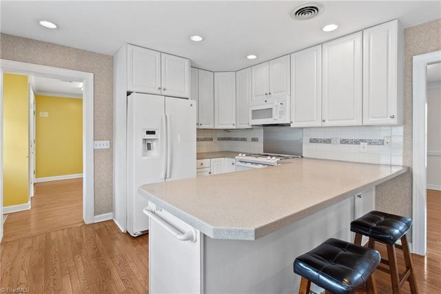 4907 Montevista Drive, Greensboro, NC 27407