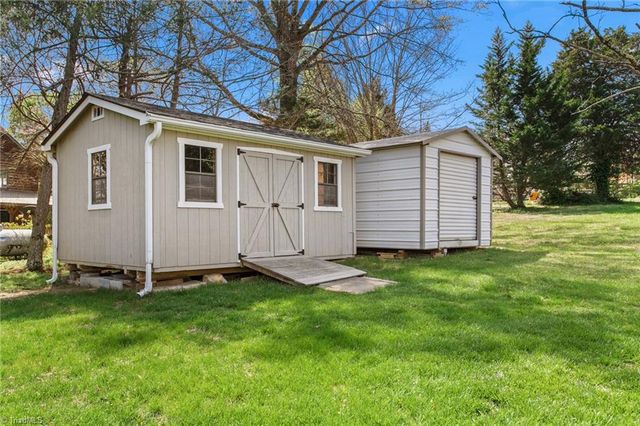 4907 Montevista Drive, Greensboro, NC 27407