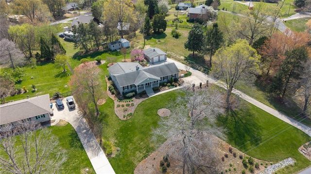 4907 Montevista Drive, Greensboro, NC 27407