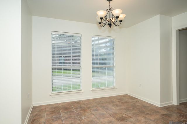 41185 Rhea St, Gonzales, LA 70737
