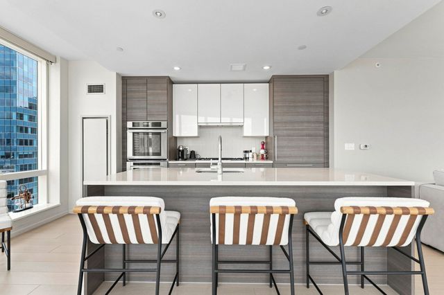 1 Franklin St 2604, Boston, MA 02110