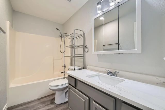 10248 Westward Drive, Fort Worth, TX 76108