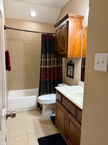 202 Tower Circle, Terrell, TX 75160