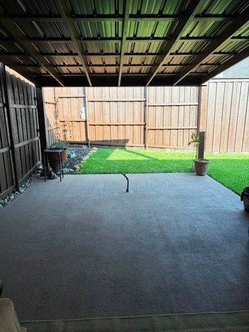 202 Tower Circle, Terrell, TX 75160