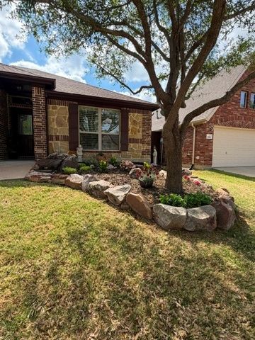 202 Tower Circle, Terrell, TX 75160