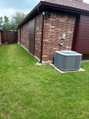 202 Tower Circle, Terrell, TX 75160