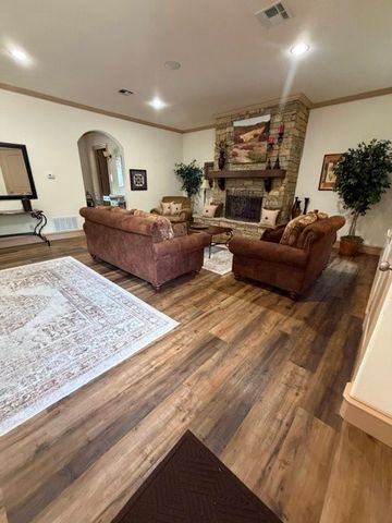 202 Tower Circle, Terrell, TX 75160