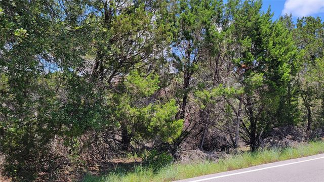 3004 & 3006 Constitution DR, Lago Vista, TX 78645