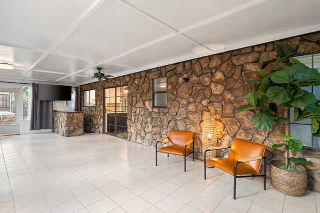 180 N Woodland Trail, Double Oak, TX 75077