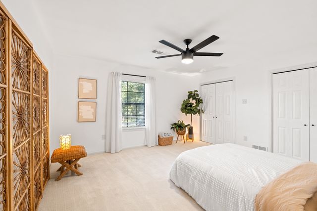 180 N Woodland Trail, Double Oak, TX 75077