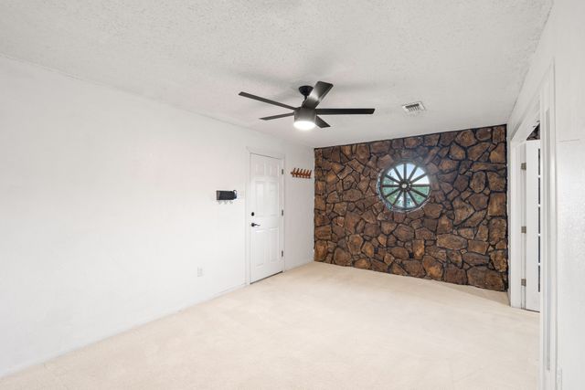 180 N Woodland Trail, Double Oak, TX 75077