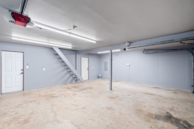 180 N Woodland Trail, Double Oak, TX 75077