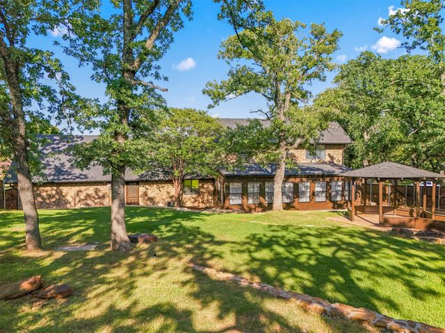 180 N Woodland Trail, Double Oak, TX 75077