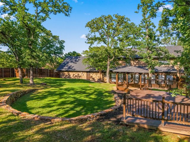 180 N Woodland Trail, Double Oak, TX 75077