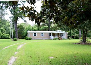 667 Jungle Rd., Conway, SC 29526