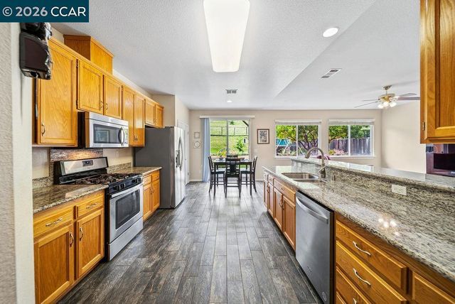 1065 Dawnview Ct, Pittsburg, CA 94565