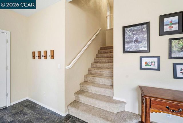 1065 Dawnview Ct, Pittsburg, CA 94565