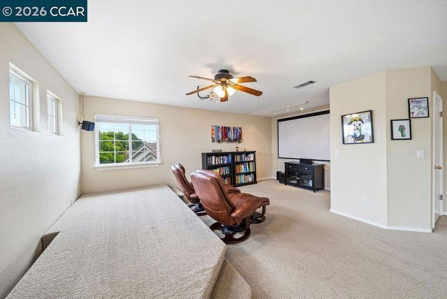 1065 Dawnview Ct, Pittsburg, CA 94565