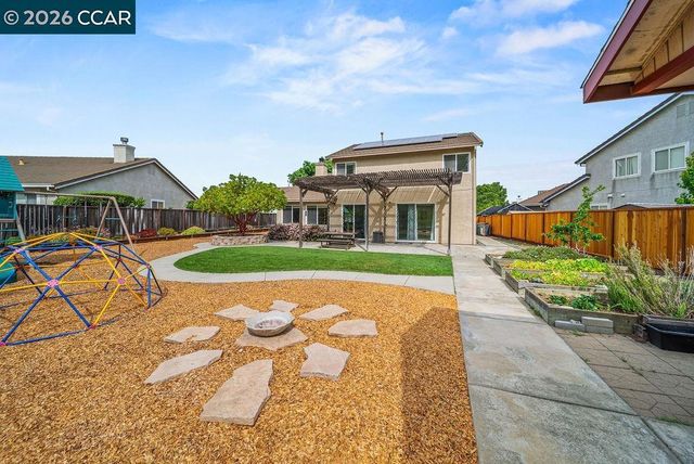 1065 Dawnview Ct, Pittsburg, CA 94565