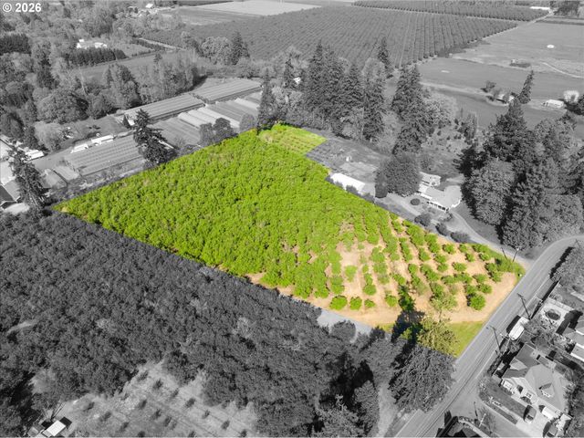 E Beacon, Eugene, OR 97404