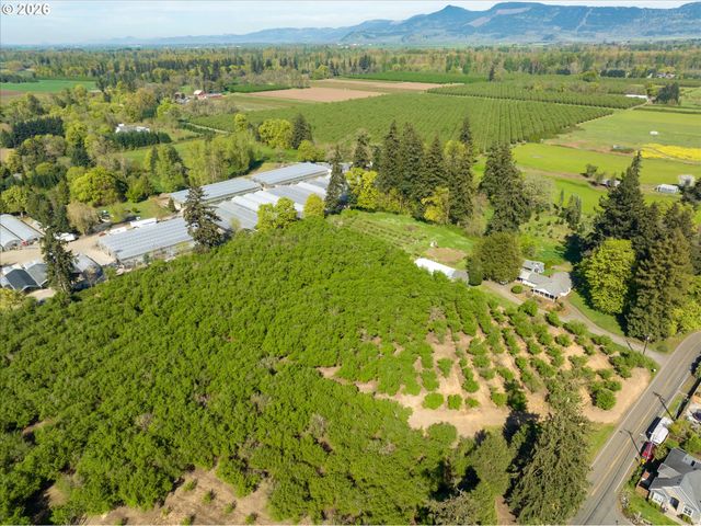 E Beacon, Eugene, OR 97404