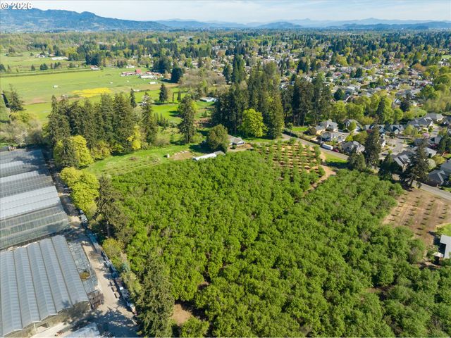 E Beacon, Eugene, OR 97404