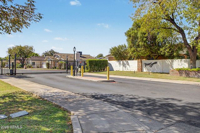 130 E CAMPO BELLO Drive, Phoenix, AZ 85022