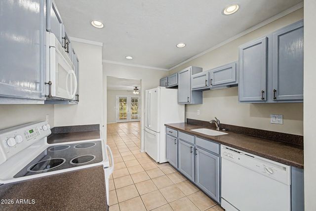 130 E CAMPO BELLO Drive, Phoenix, AZ 85022