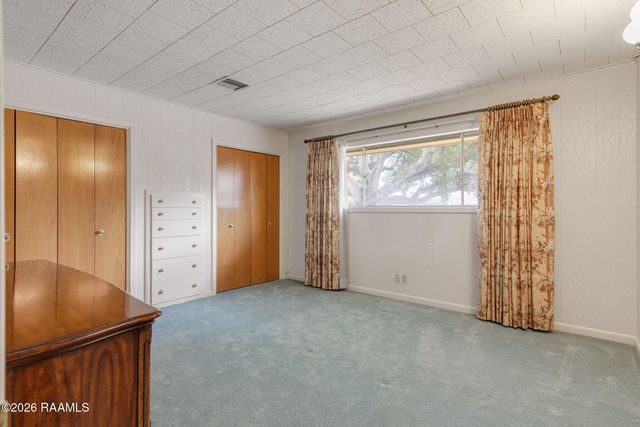 209 Robert Drive, Lafayette, LA 70506